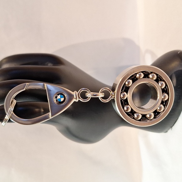 # 123 BMW self aligning ball bearing keychain - Picture 4 of 6